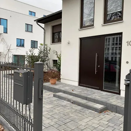 Apartment Wohlfuehloase In Pankow